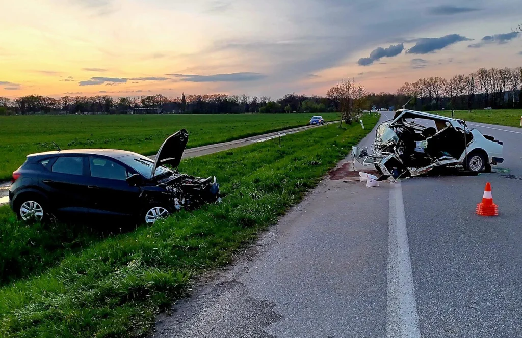 Legendární Škoda dokáže při čelní nárazové zkoušce