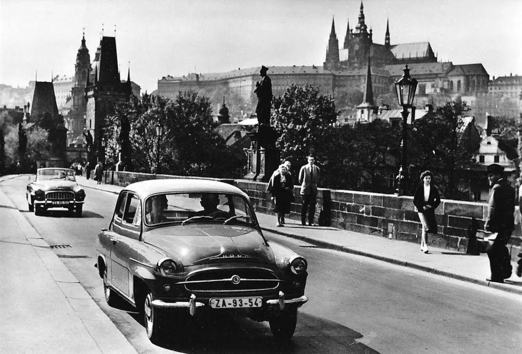 Pavement of Charles Bridge 1960