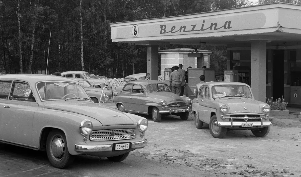 Škoda Octavia 1959, Wartburg 311 Moskvič 407